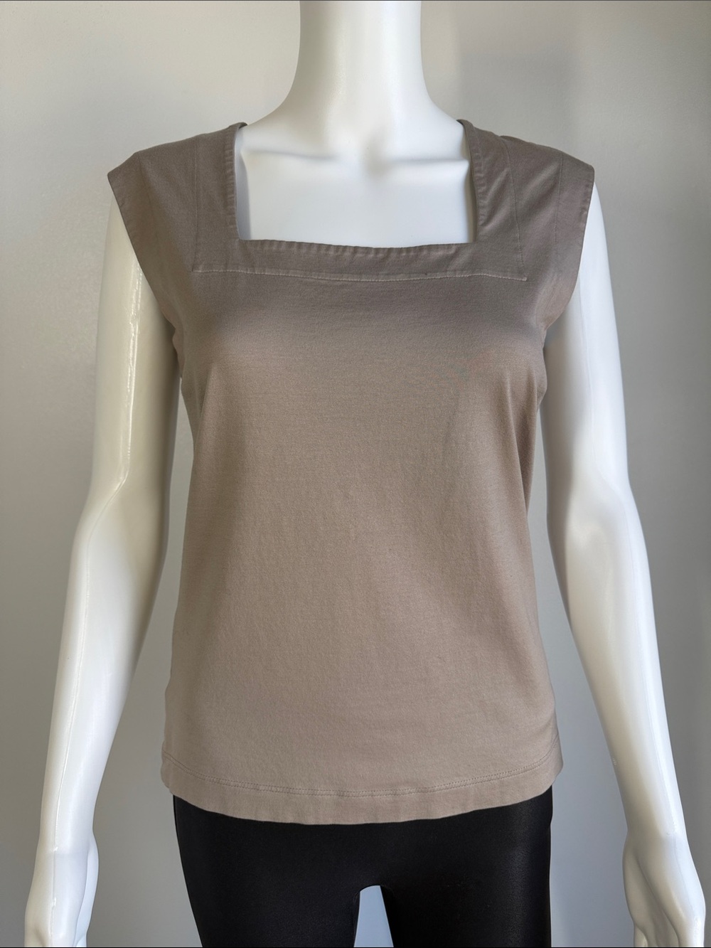 Akris punto Square Neck Stretch Cotton Sleeveless Top Taupe - Size 8